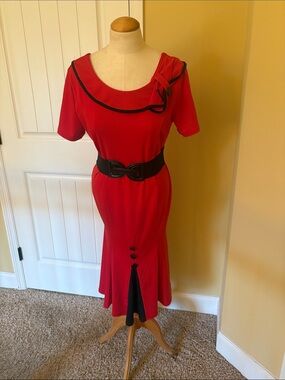 Red Vintage-Inspired Midi Dress with Black Trim
